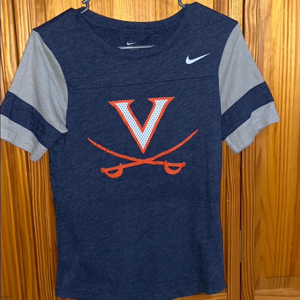 nike uva tshirt